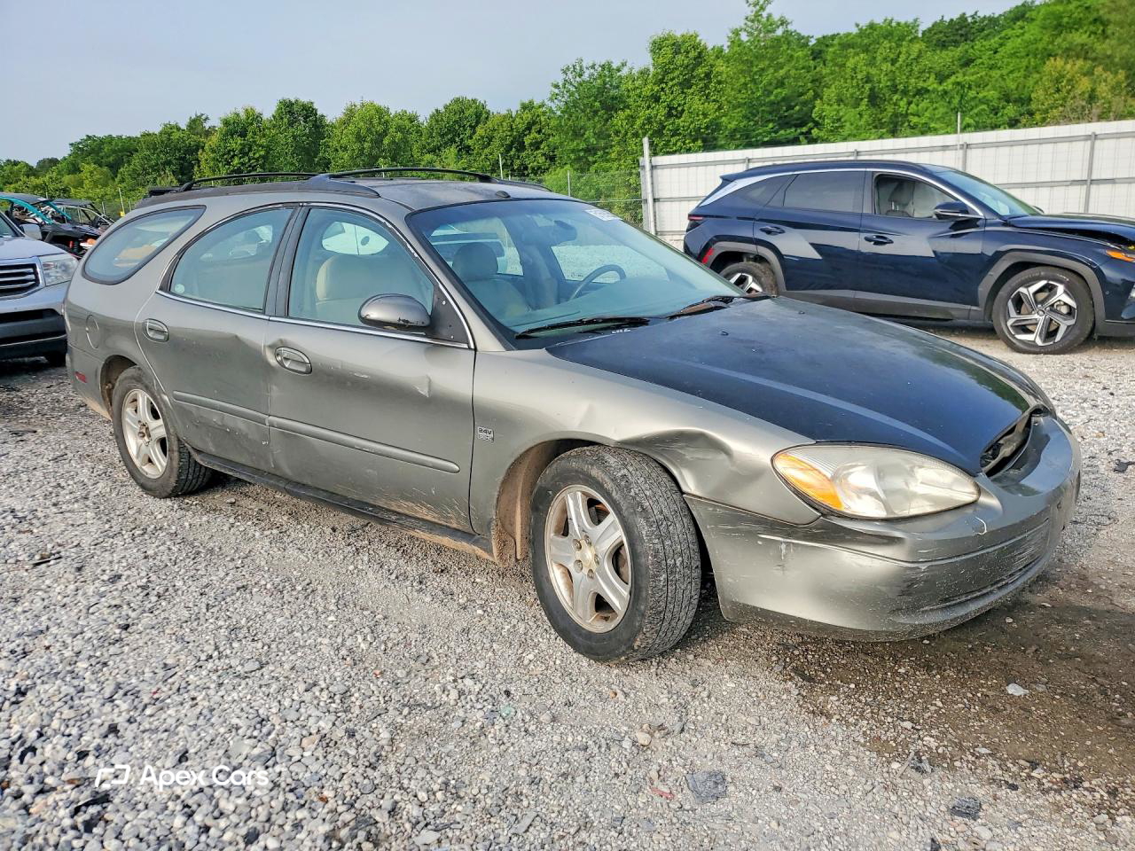 Ford Taurus 2002