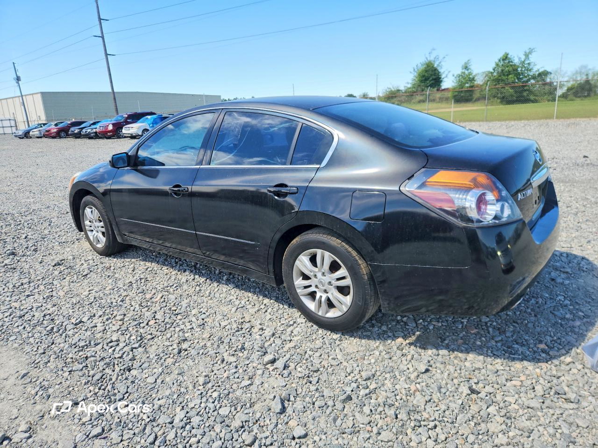 Nissan Altima 2011