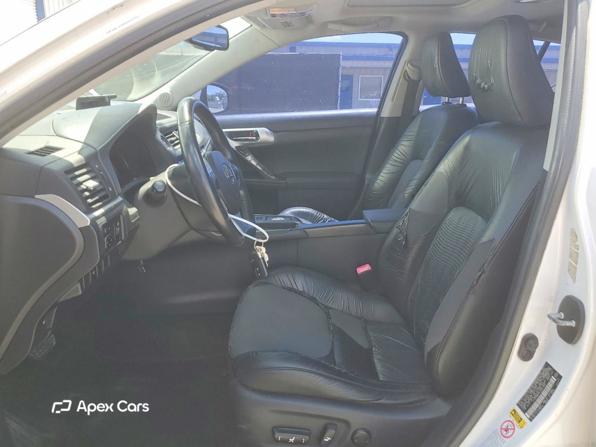 Lexus CT 2012