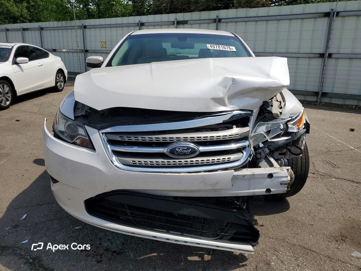Ford Taurus 2010