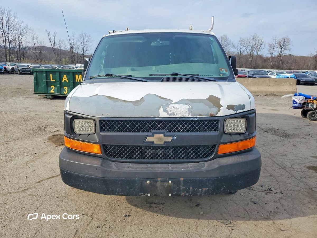 Chevrolet Express 2010