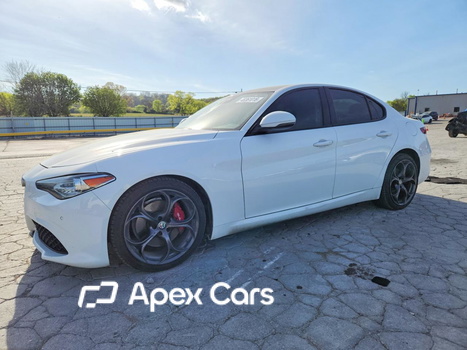 Alfa Romeo Giulia 2018 - Image 1 of 13