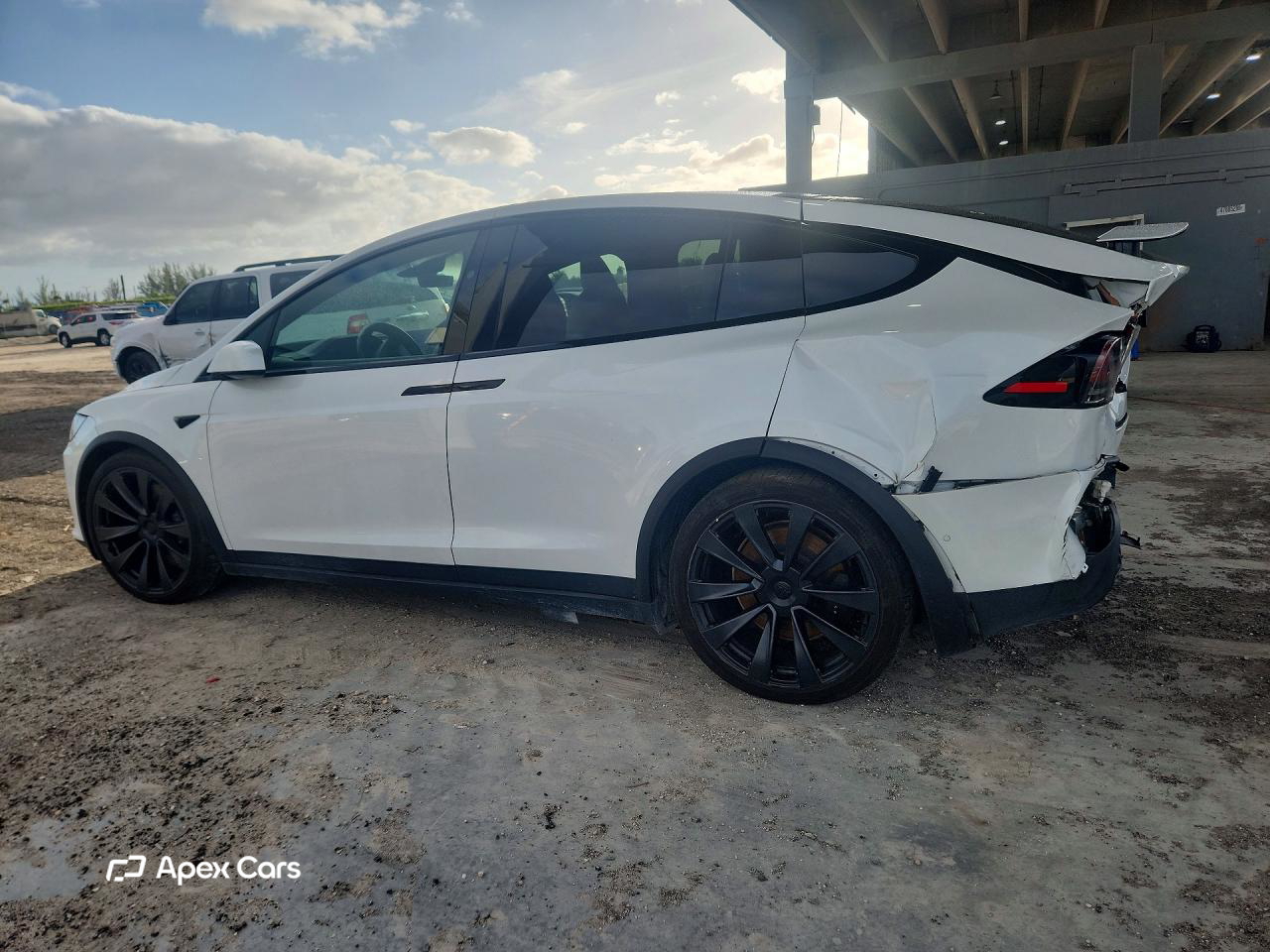 Tesla Model X 2022