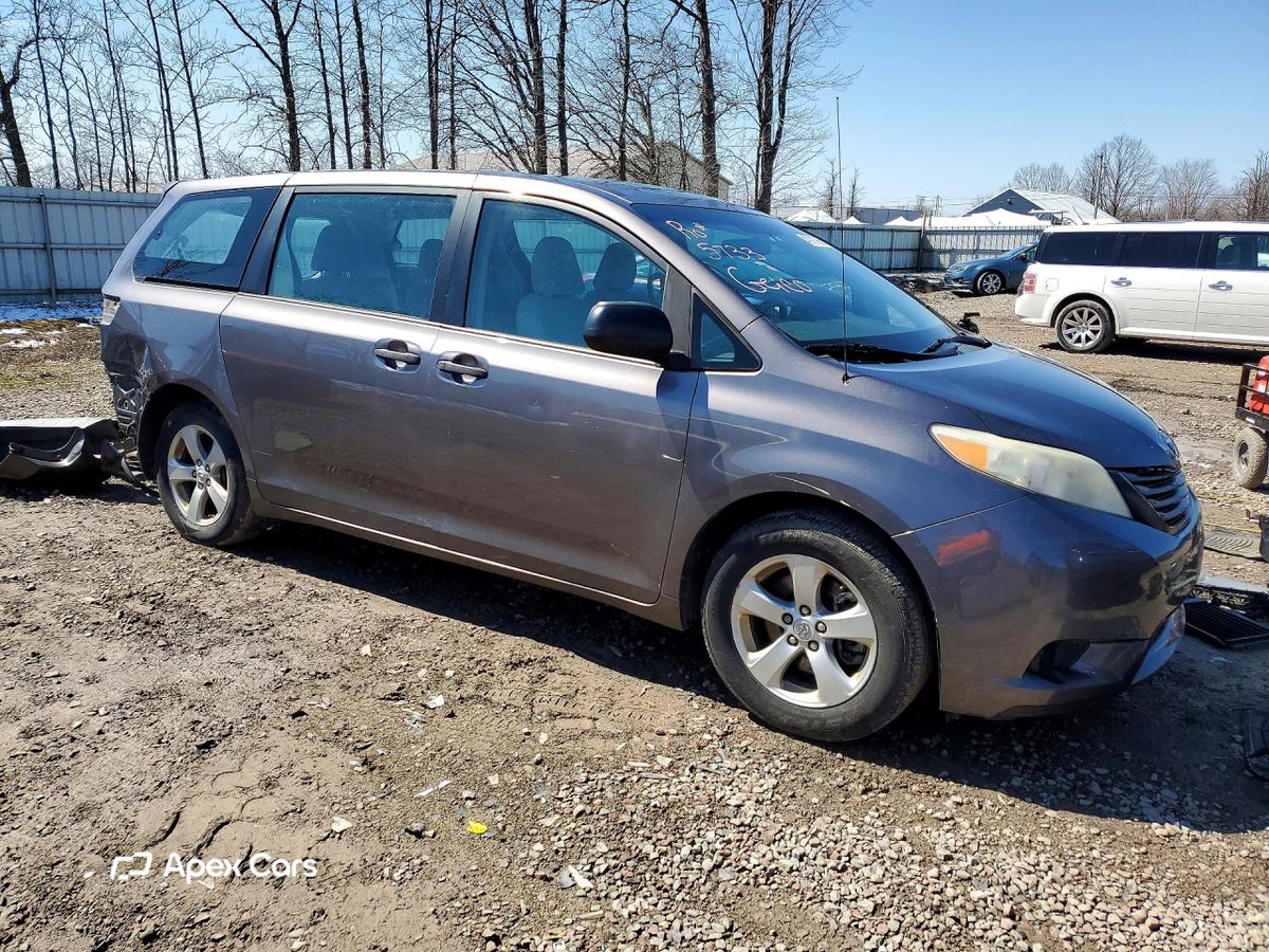 Toyota Sienna 2011