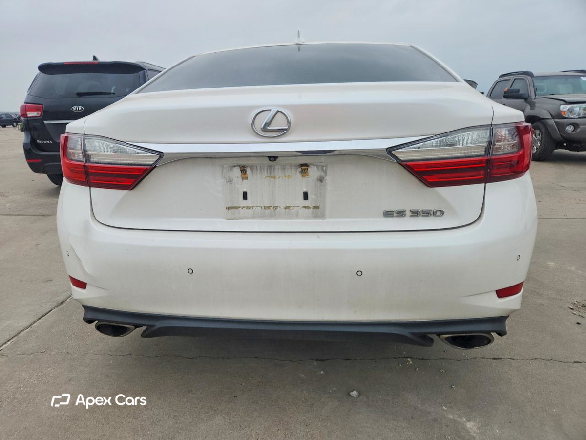 Lexus ES 2017