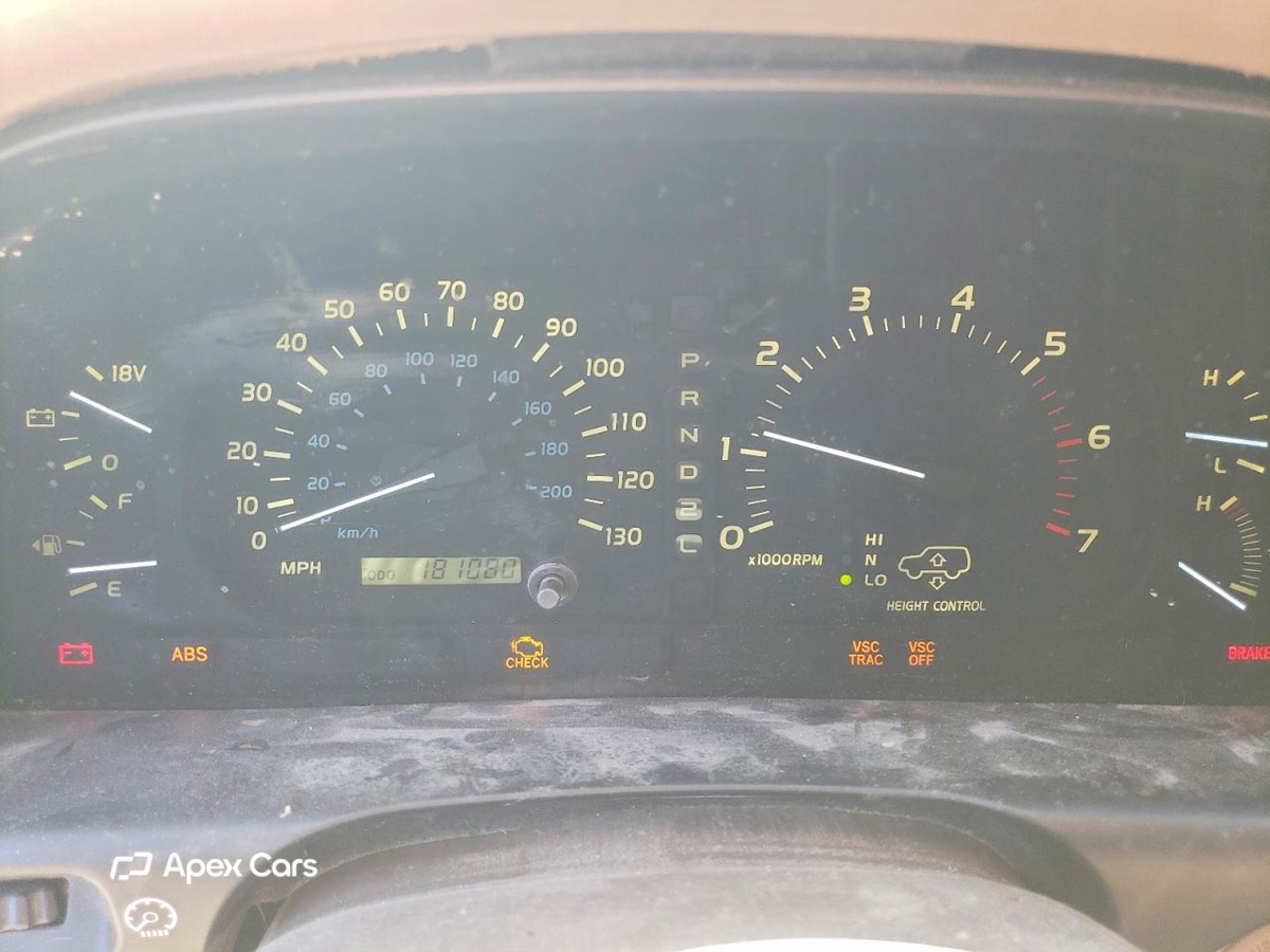 Lexus LX 2002