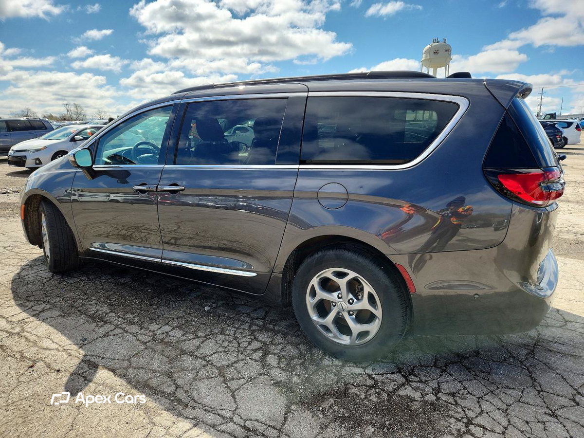 Chrysler Pacifica 2023