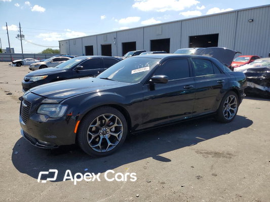 Chrysler 300 2015 - Image 1 of 13