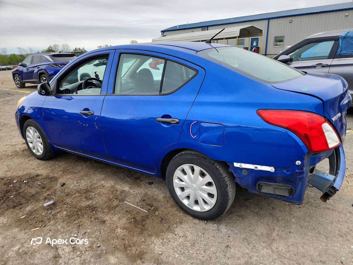 Nissan Versa 2012