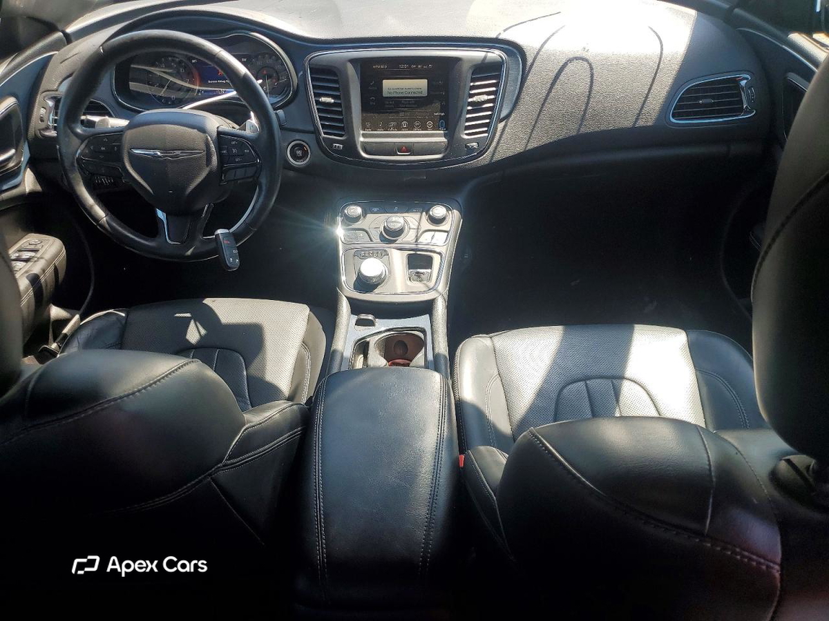 Chrysler 200 2015