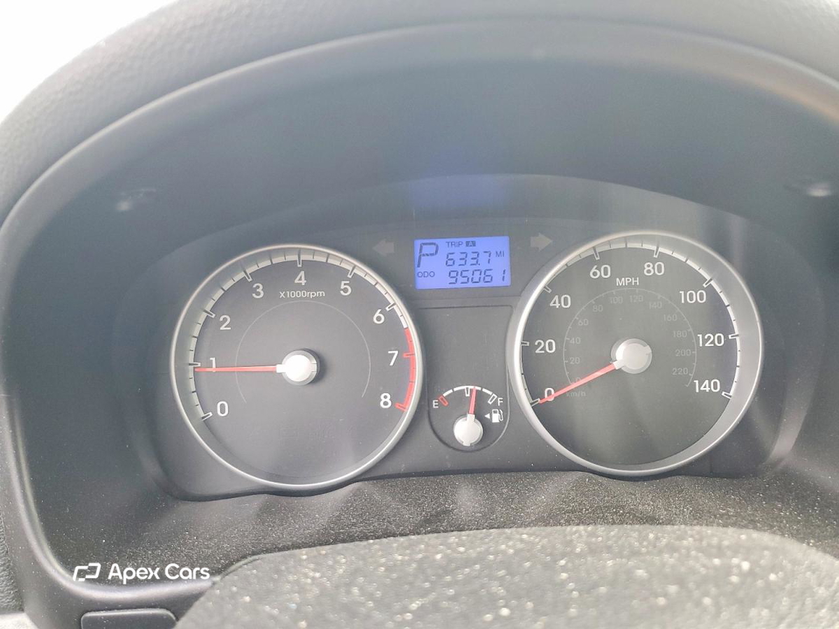 Hyundai Accent 2011