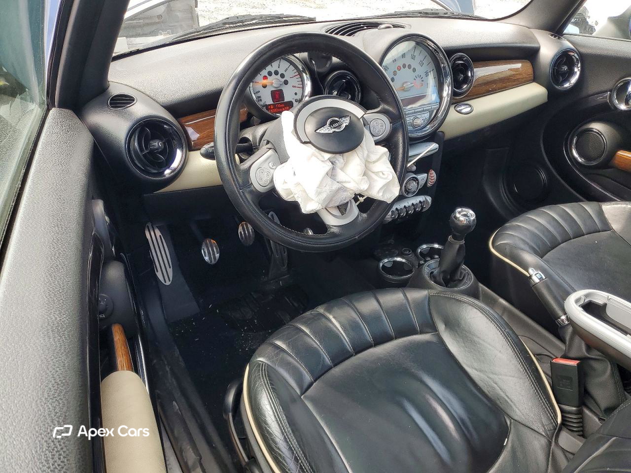 MINI Cooper 2010