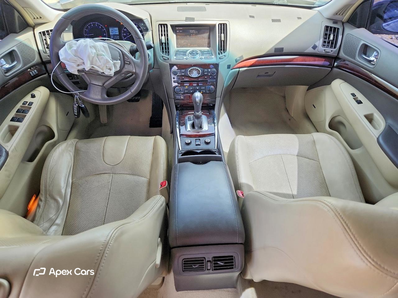 Infiniti G 2010