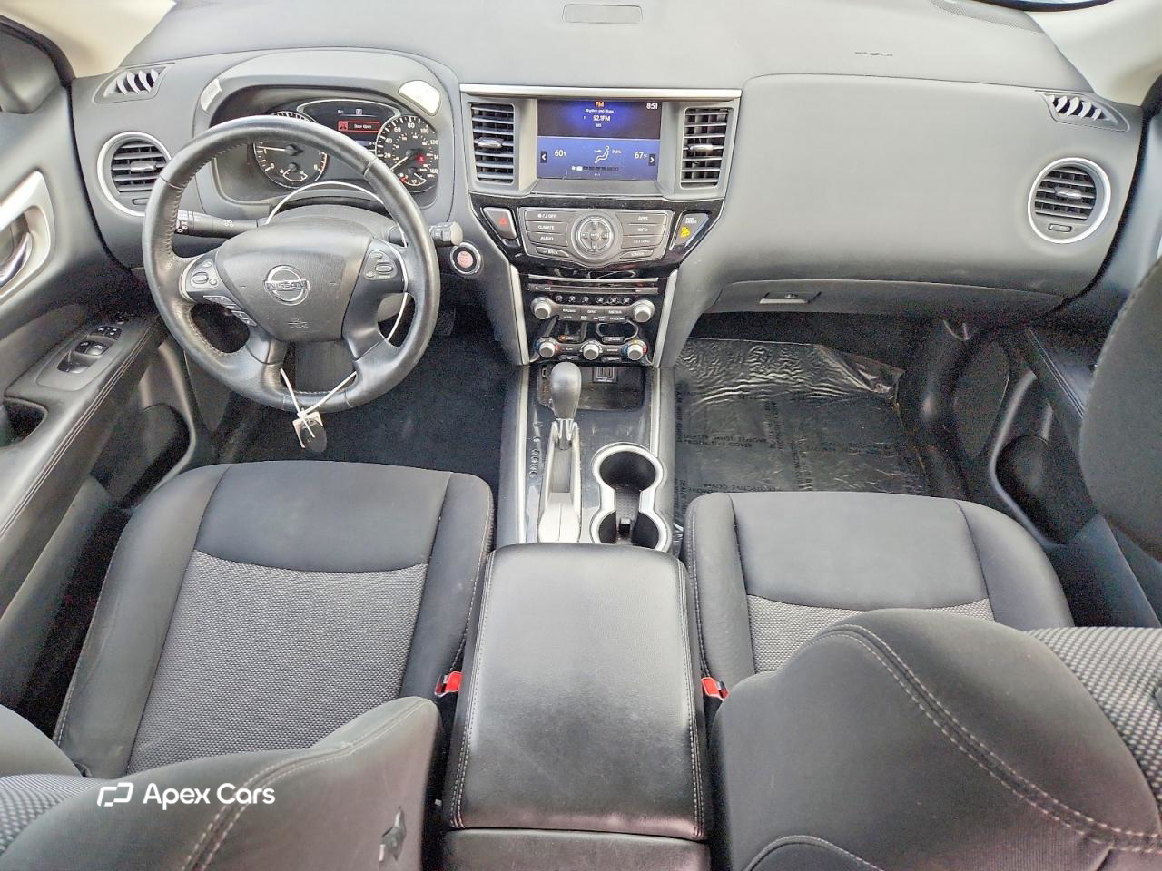 Nissan Pathfinder 2018