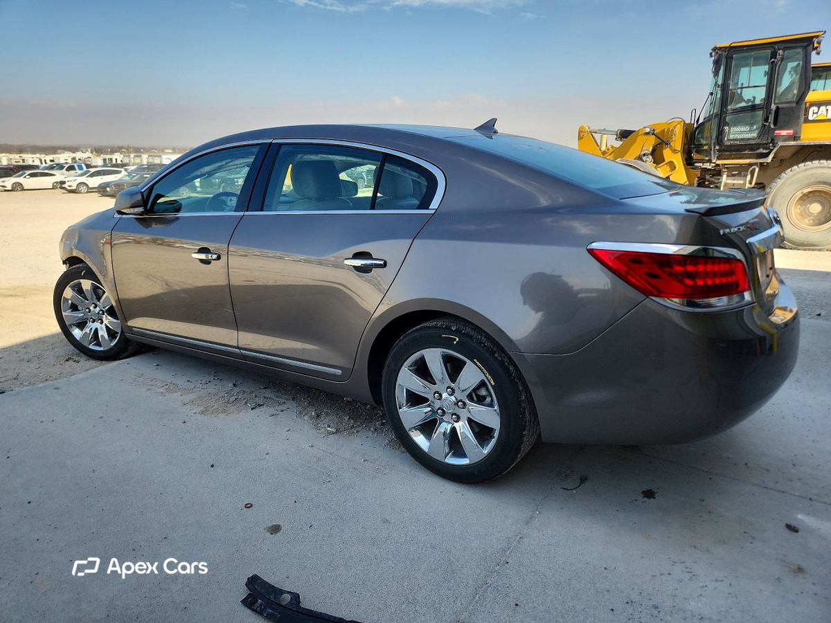 Buick LaCrosse 2011