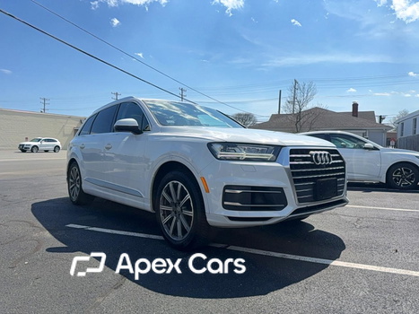 Audi Q7 2018 - Image 1 of 5
