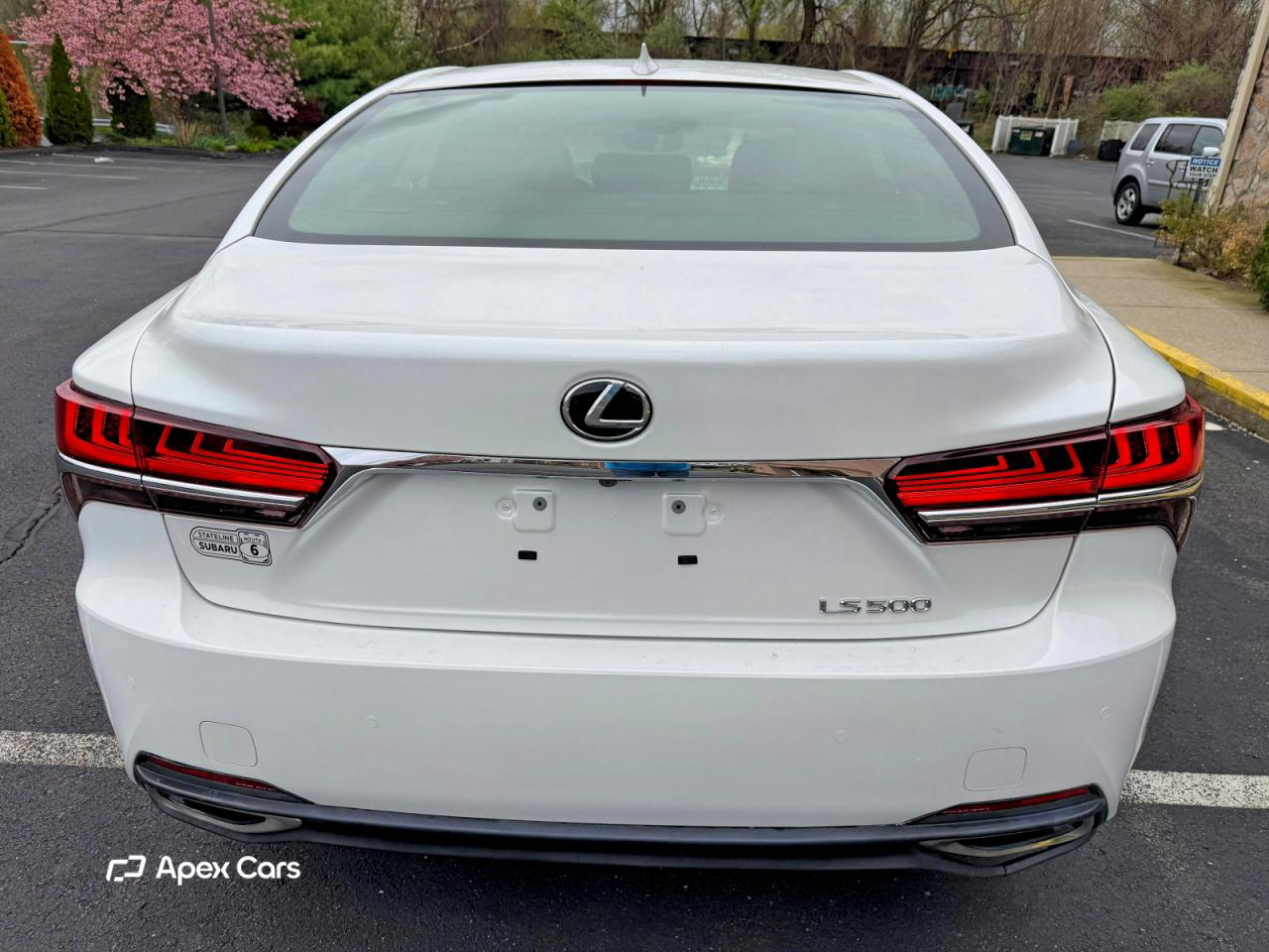 Lexus LS 2021