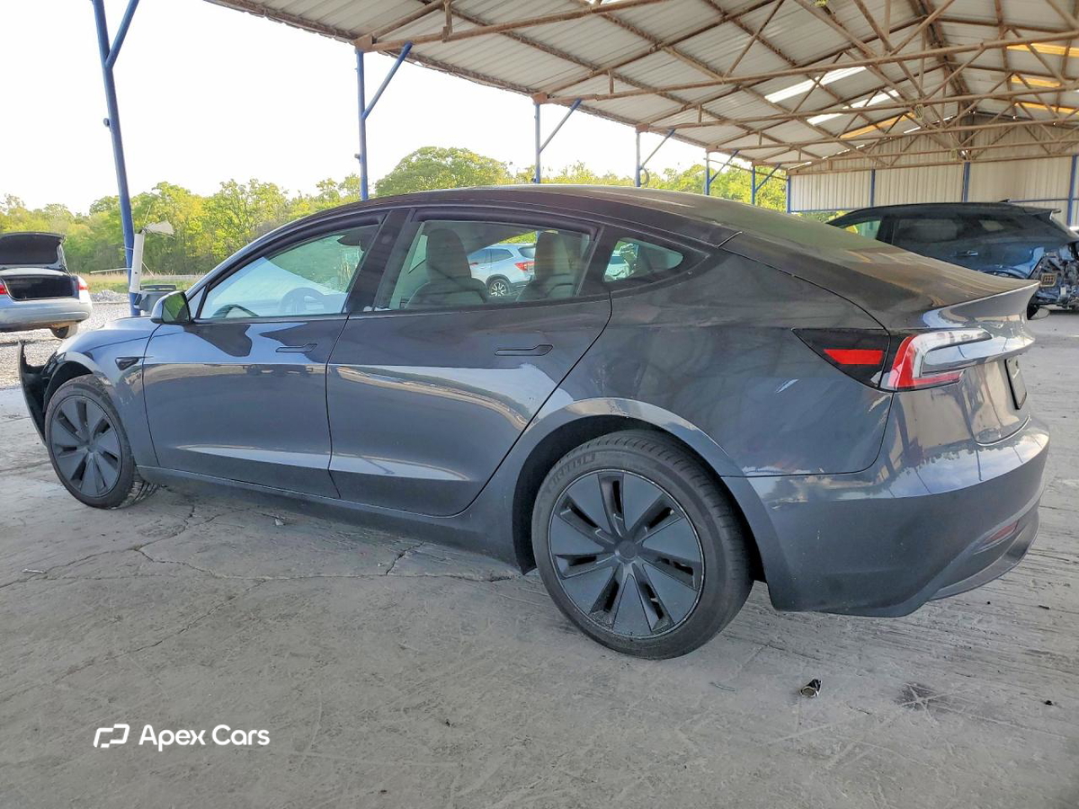 Tesla Model 3 2025
