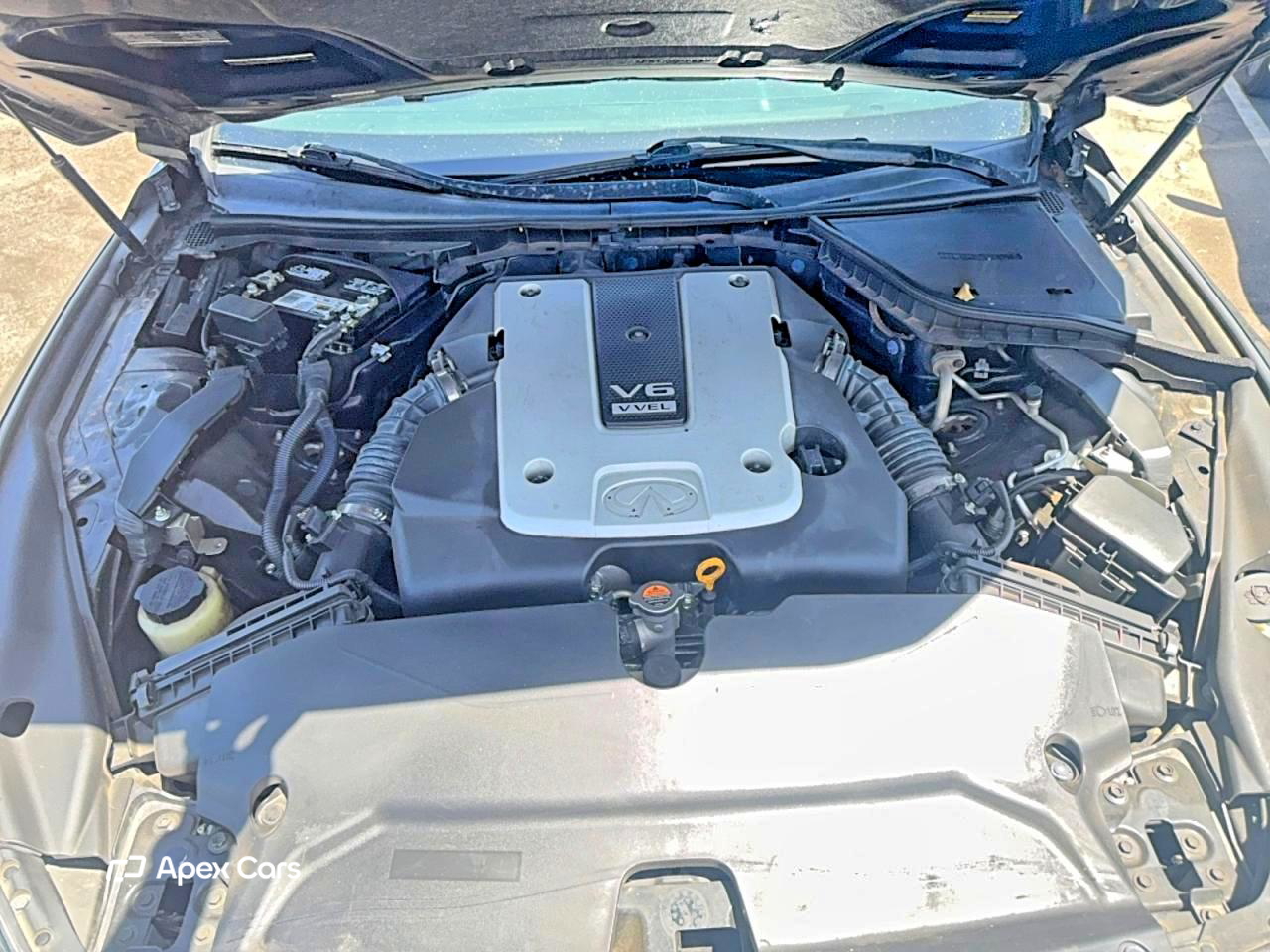 Infiniti Q50 2015