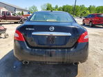 Nissan Maxima 2011