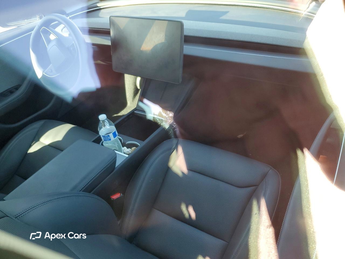 Tesla Model 3 2025