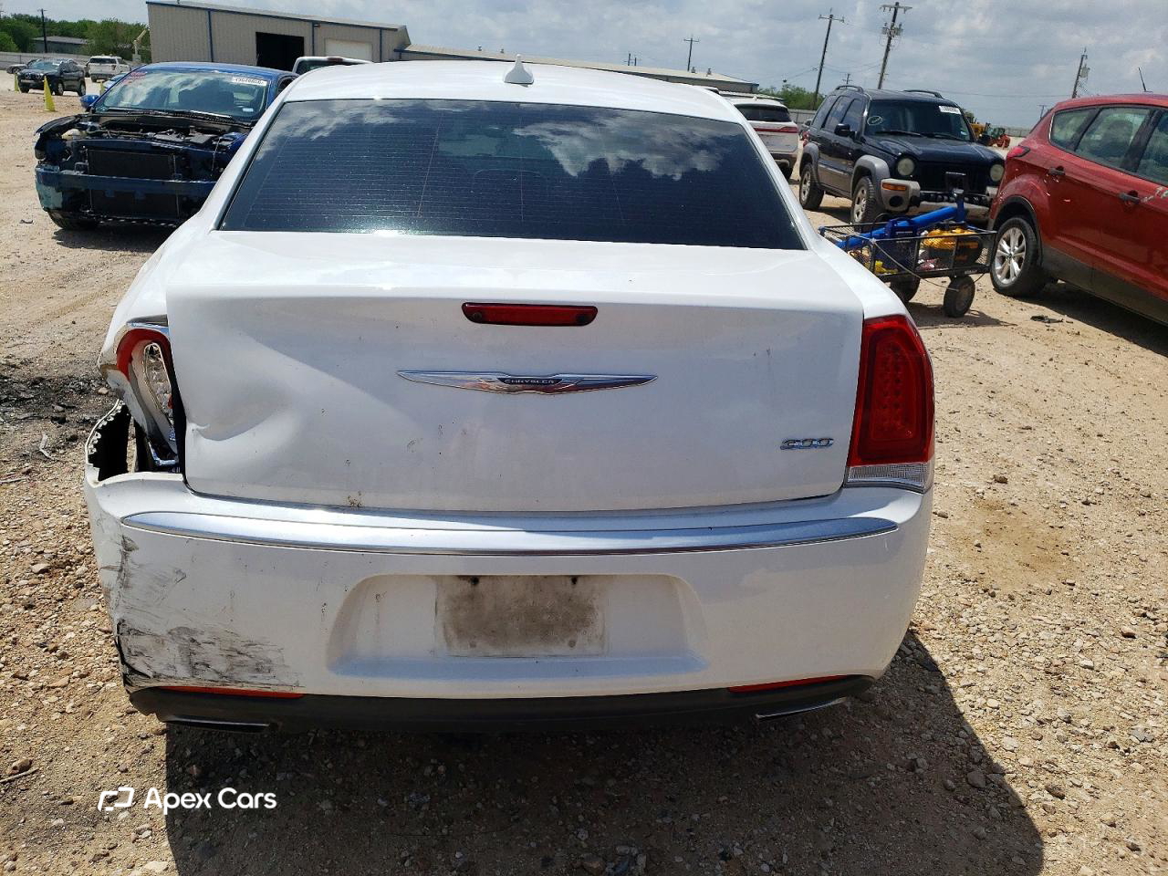 Chrysler 300 2017