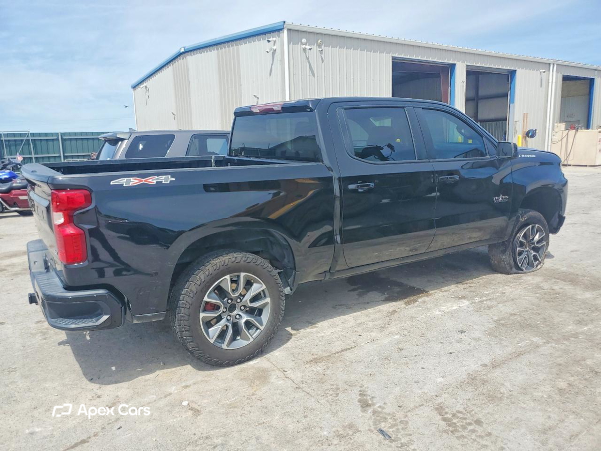 Chevrolet Silverado 2022