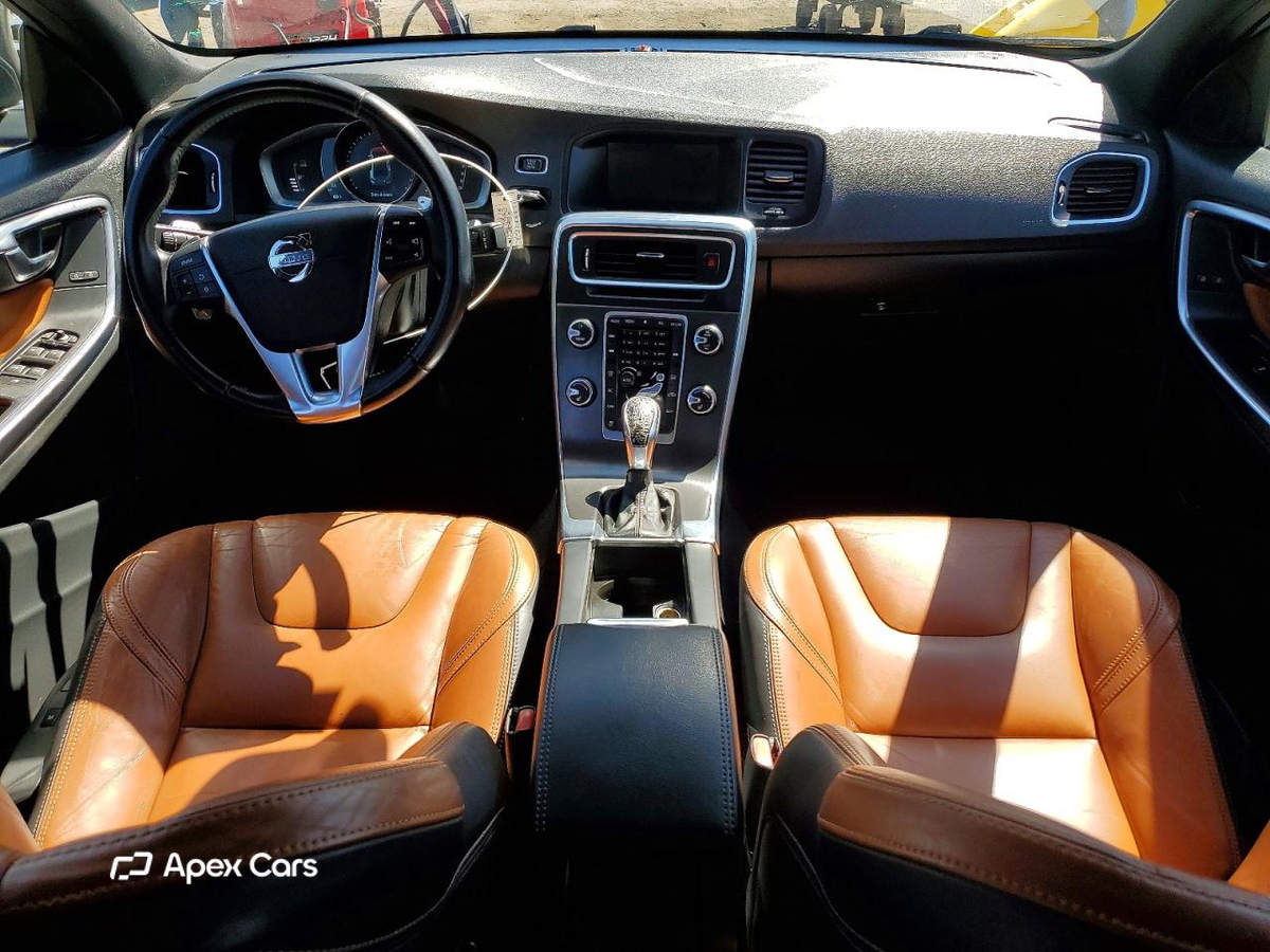 Volvo S60 2015