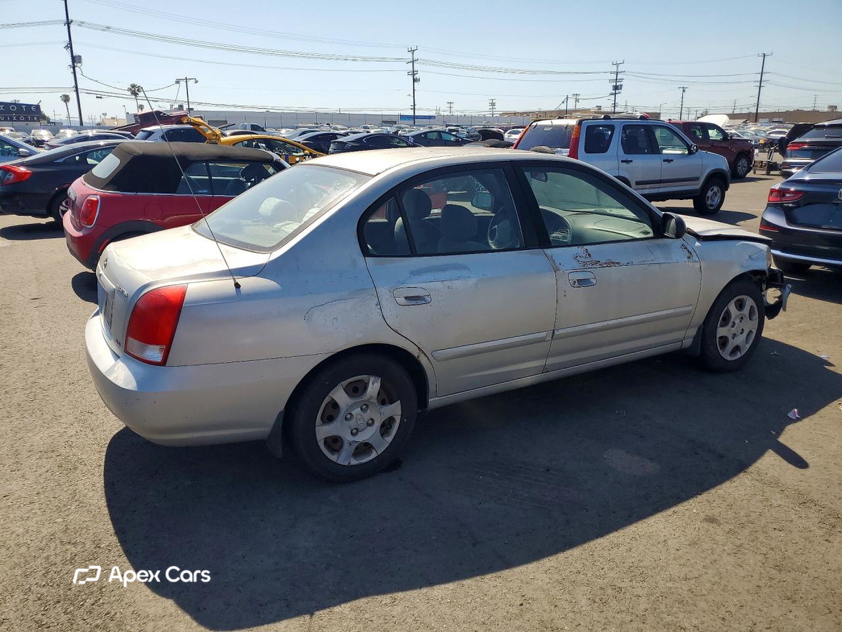 Hyundai Elantra 2002