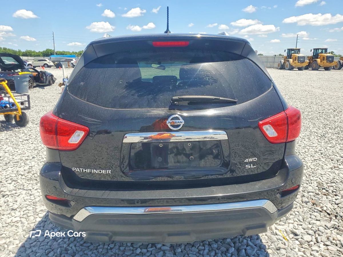 Nissan Pathfinder 2017