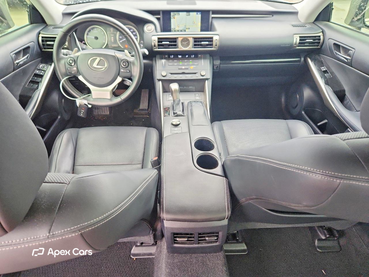 Lexus IS 2015