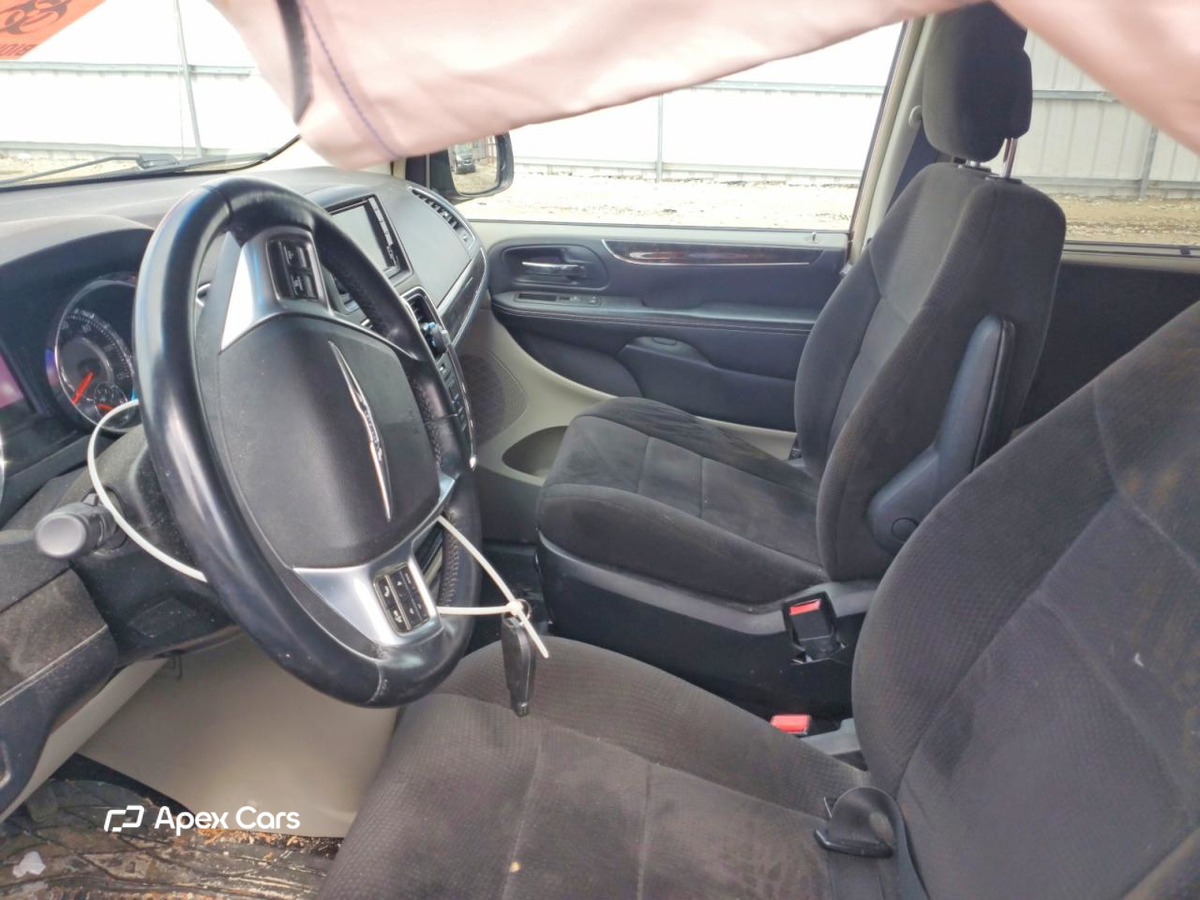 Chrysler Voyager 2013