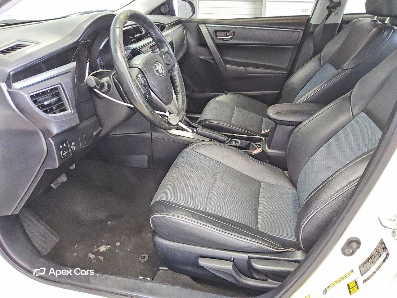Toyota Corolla 2015