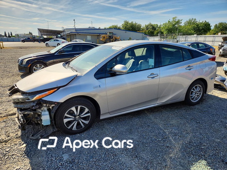 Toyota Prius 2017 - Image 1 of 13