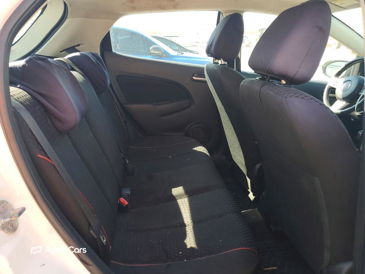 Mazda 2 2013