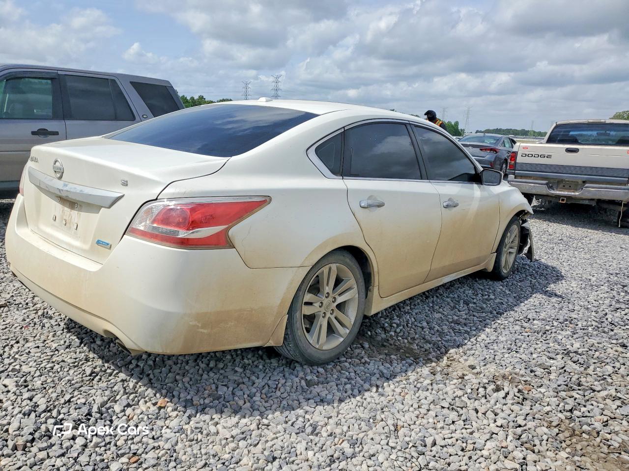 Nissan Altima 2014