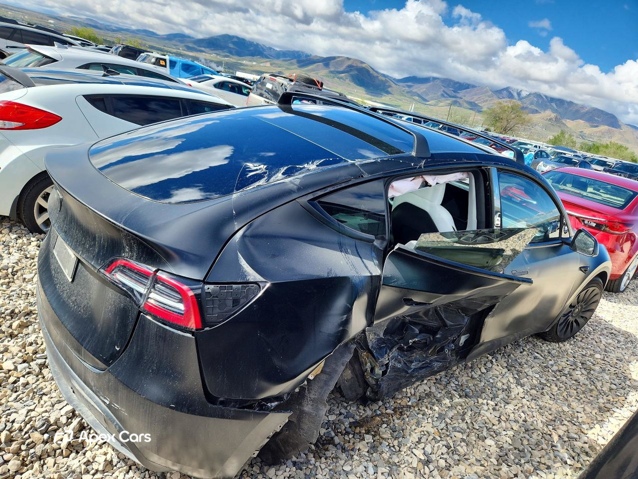 Tesla Model Y 2023