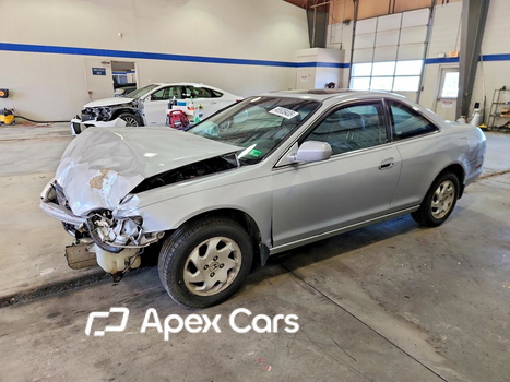 Honda Accord 2000 - Image 1 of 12
