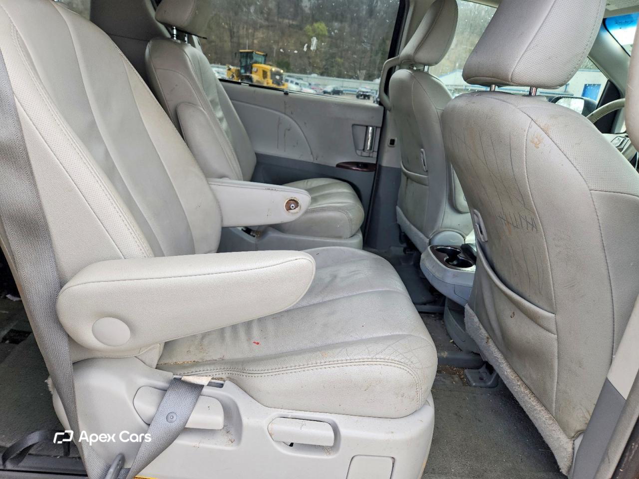 Toyota Sienna 2014