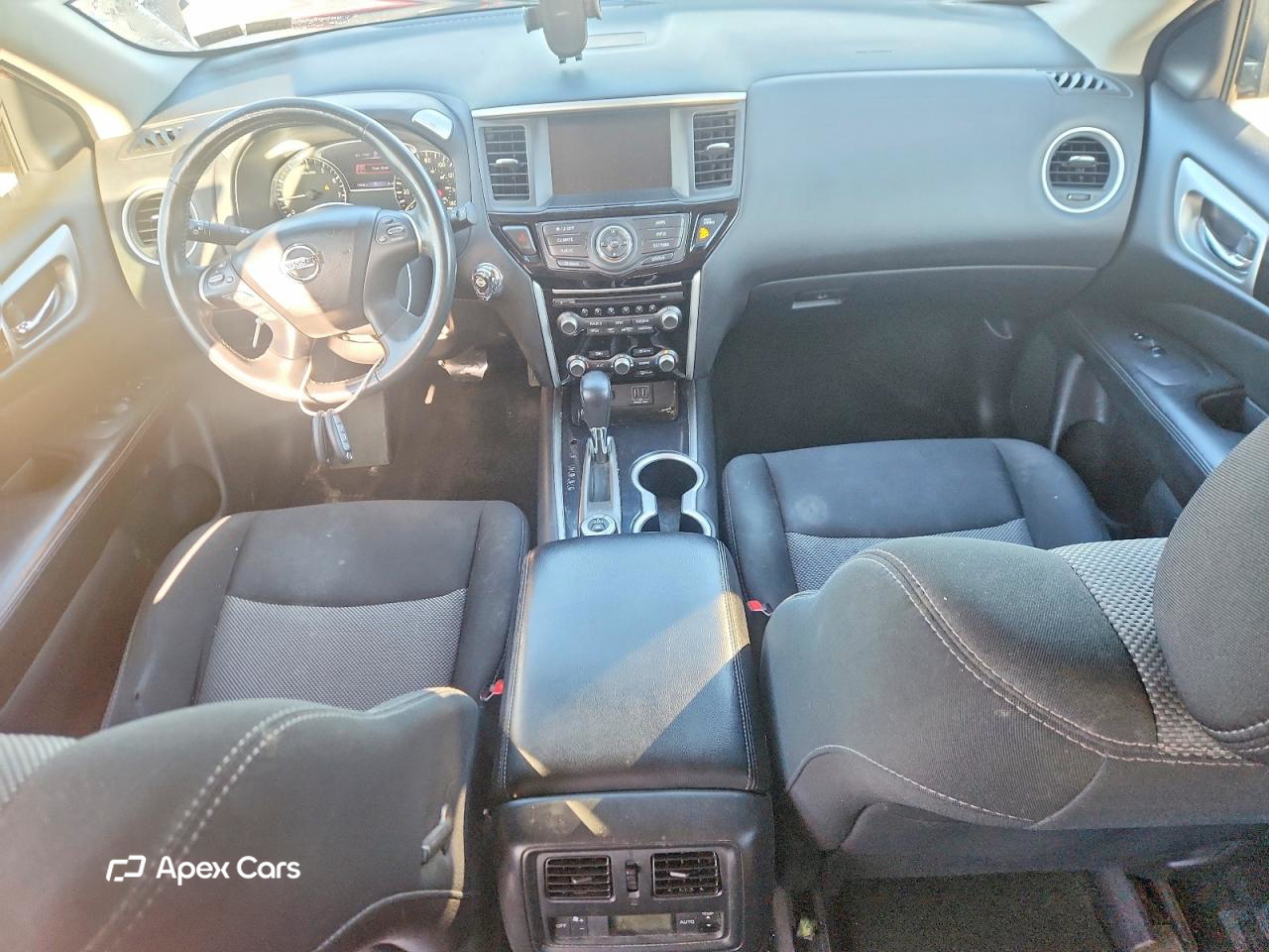Nissan Pathfinder 2018
