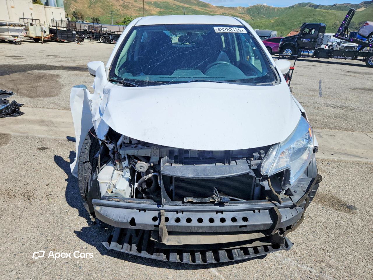 Nissan Versa 2016