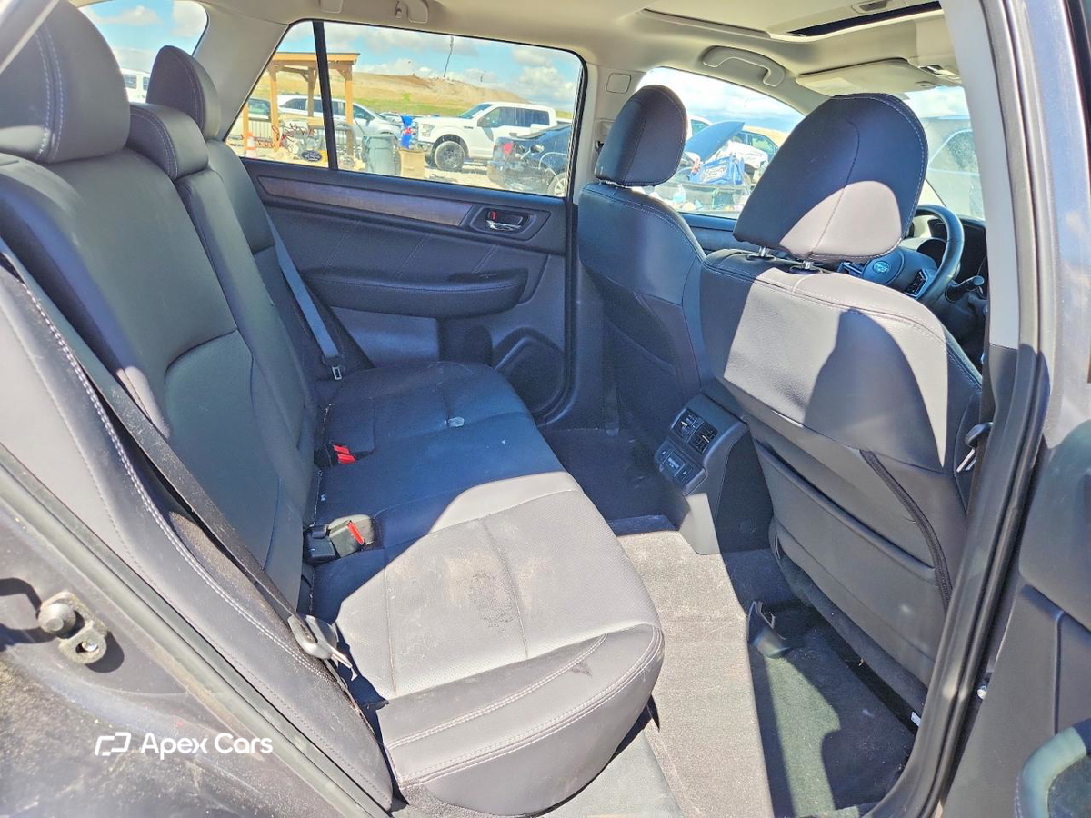 Subaru Outback 2018