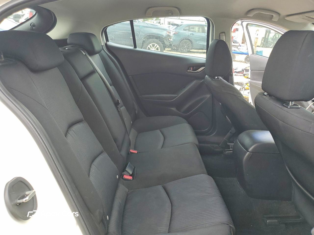 Mazda 3 2016