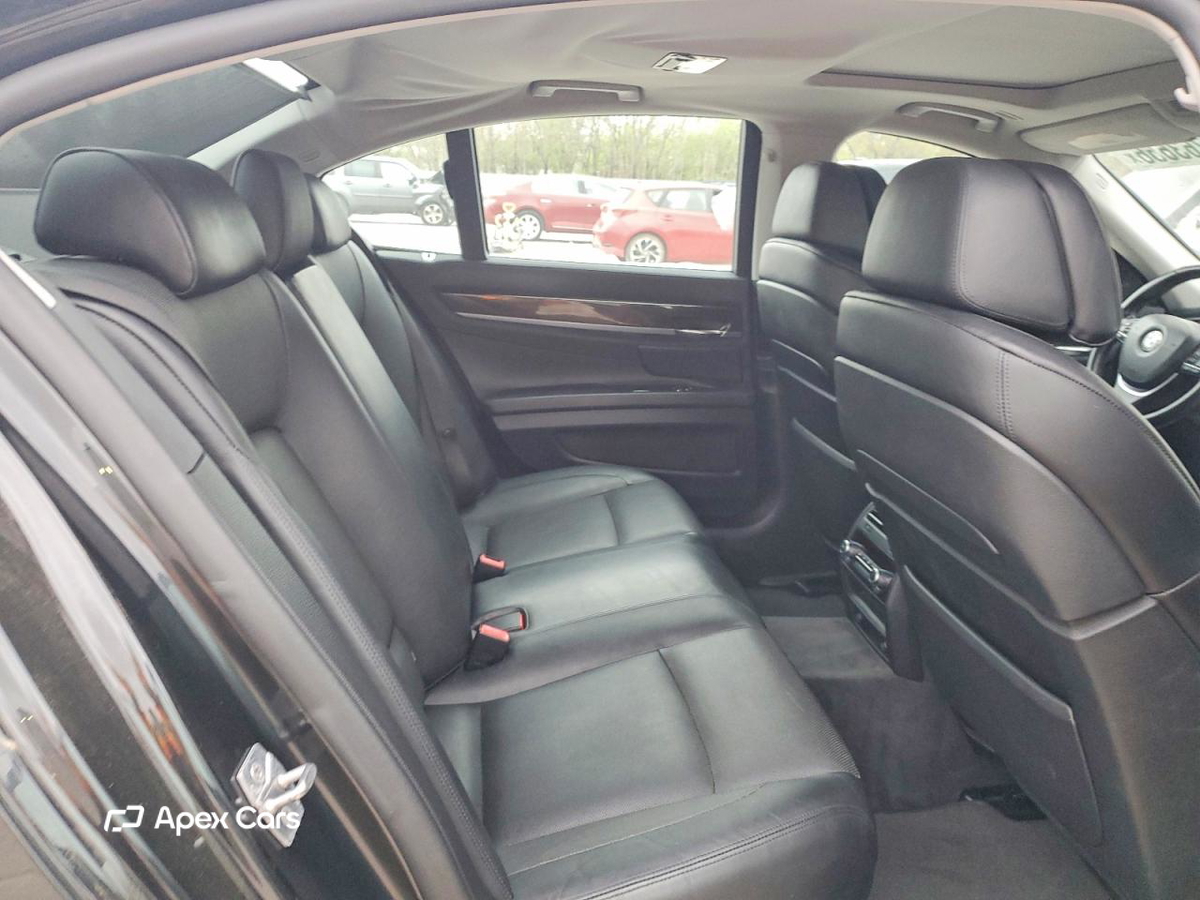 BMW Series 7 2012