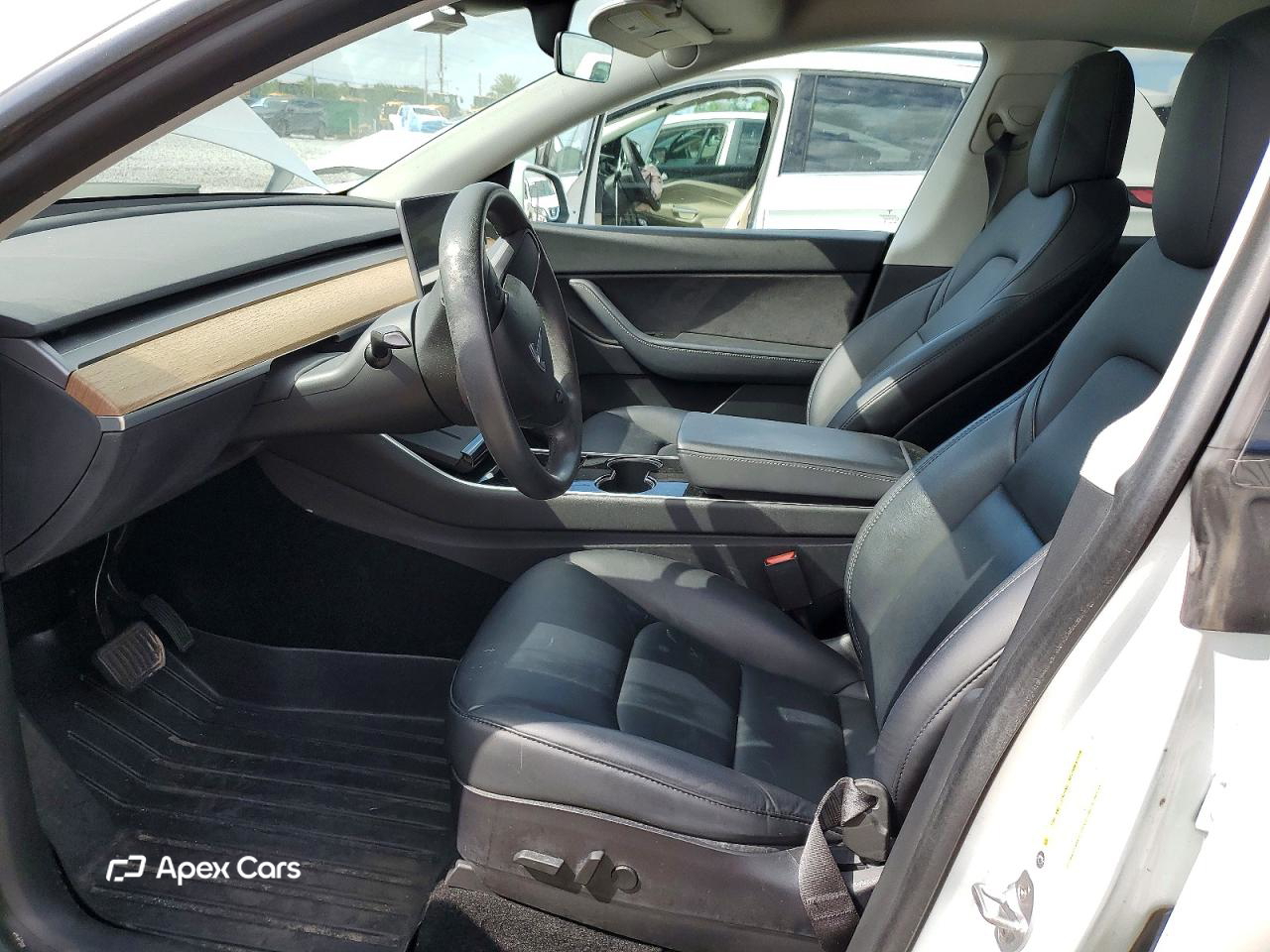Tesla Model Y 2020