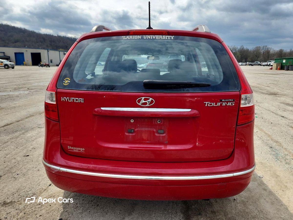 Hyundai Elantra 2012