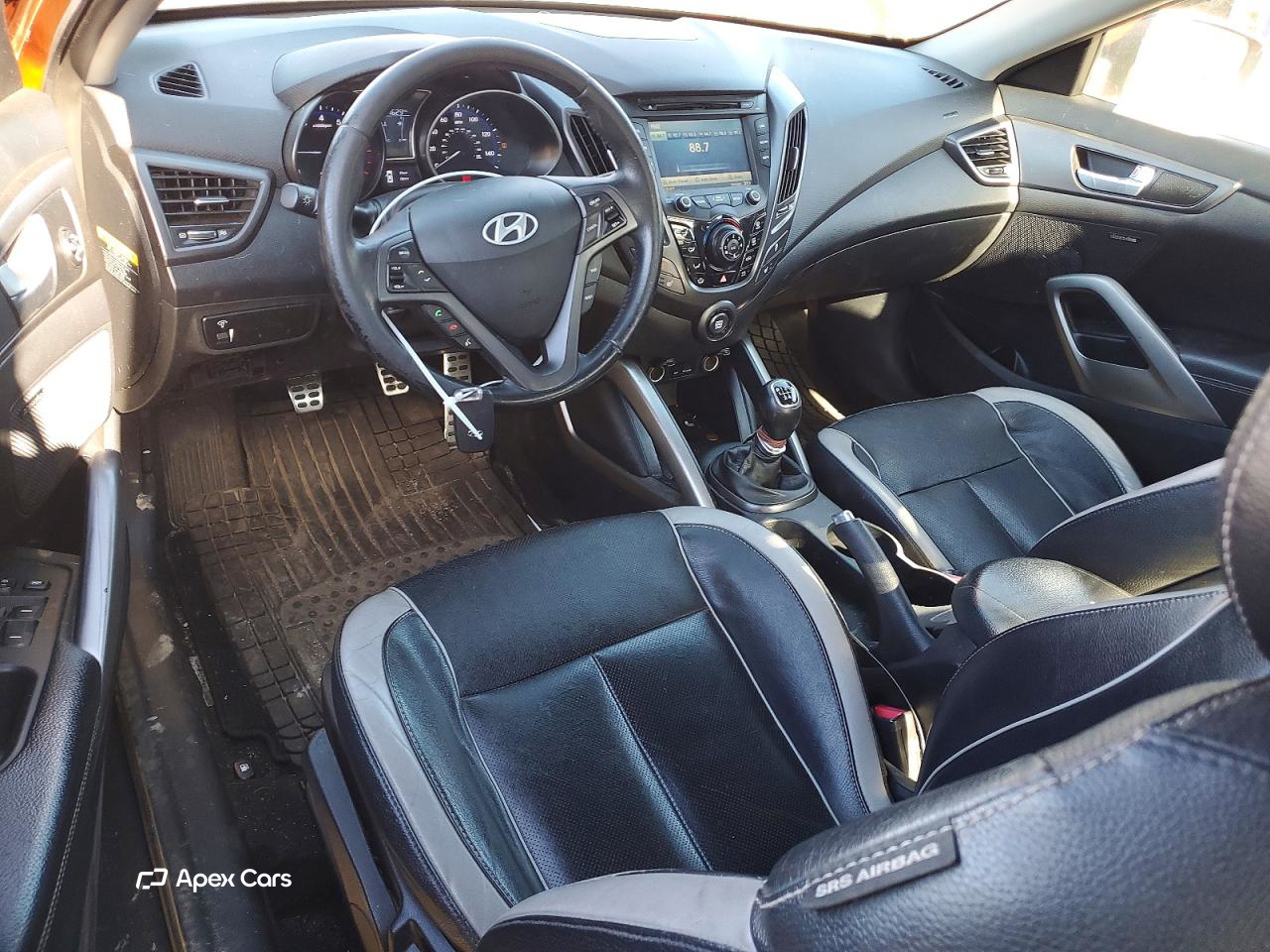 Hyundai Veloster 2013