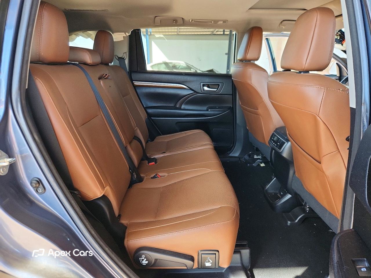 Toyota Highlander 2018