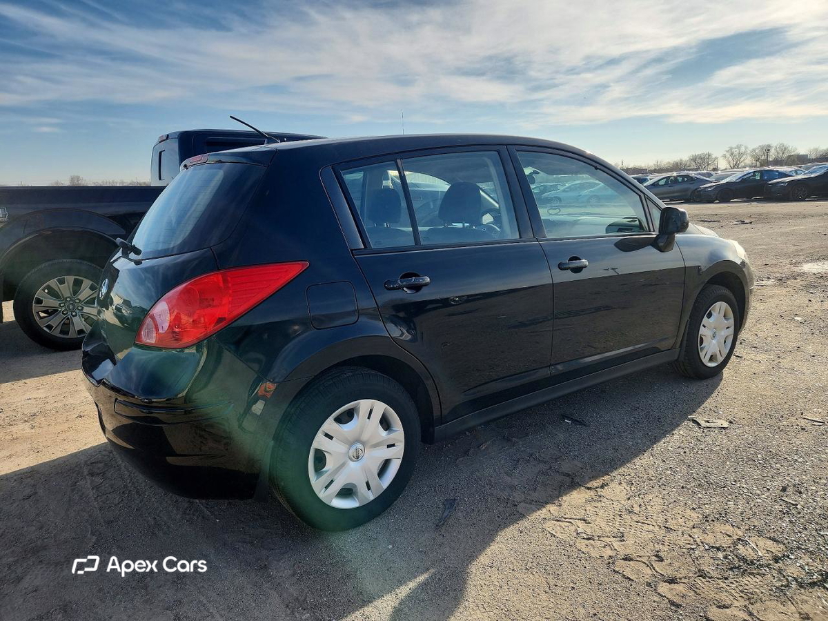 Nissan Versa 2010