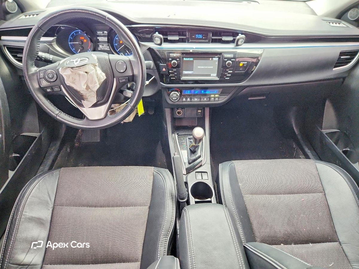 Toyota Corolla 2015